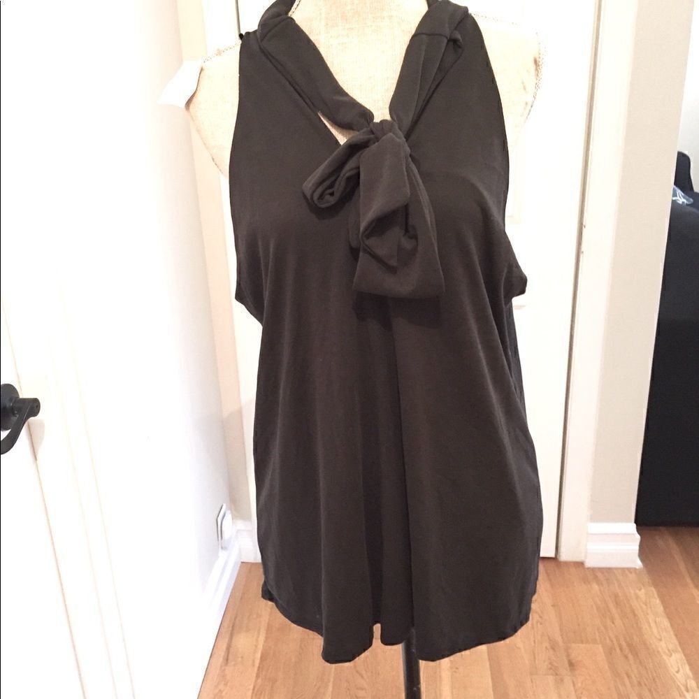 NWT Jenny Boston Boutique sleeveless Top Sz L